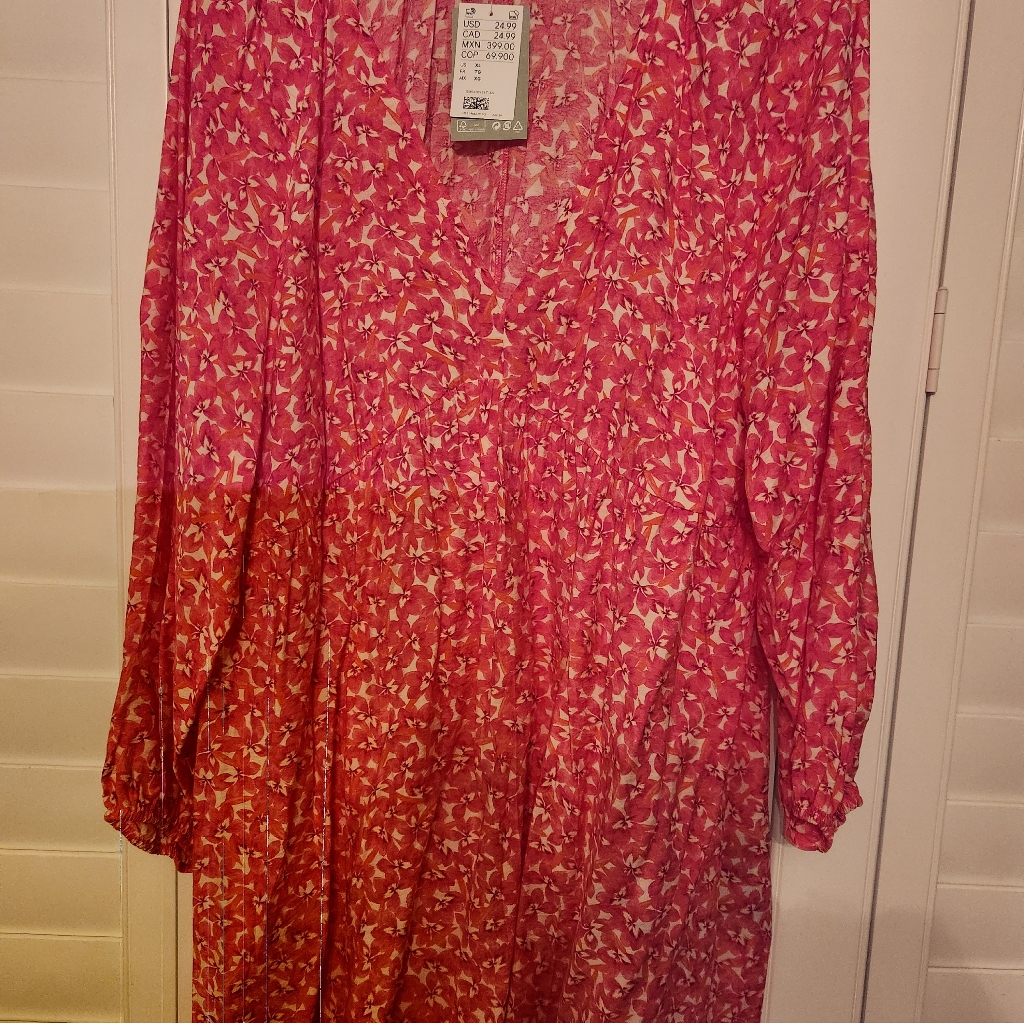 H&M Pink Floral Sress - Xl